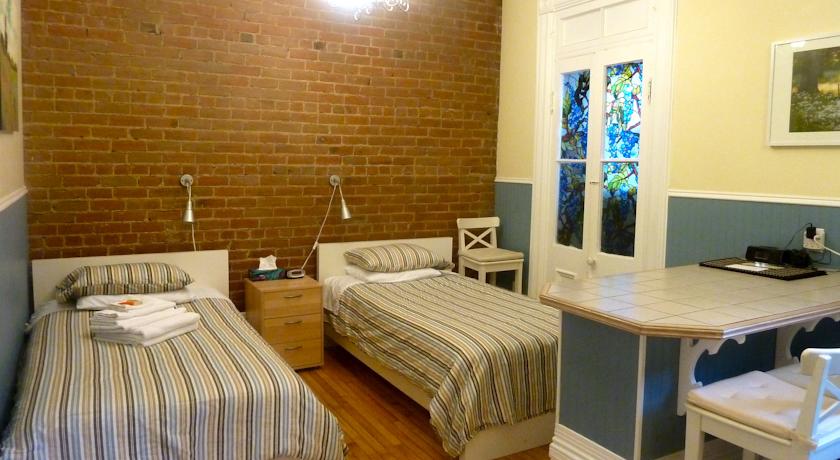 University Bed & Breakfast Apartments