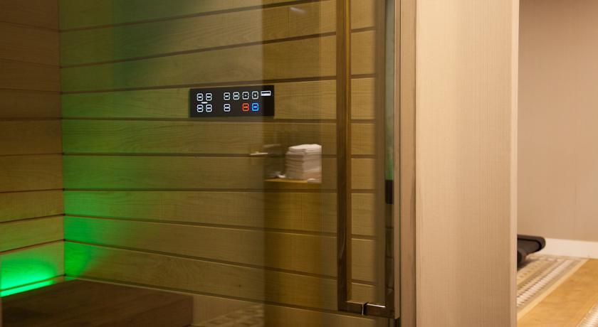 Alexandra Barcelona Hotel, Curio Collection by Hilton