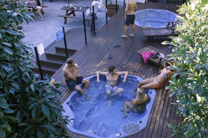 Nomads Byron Bay Backpackers