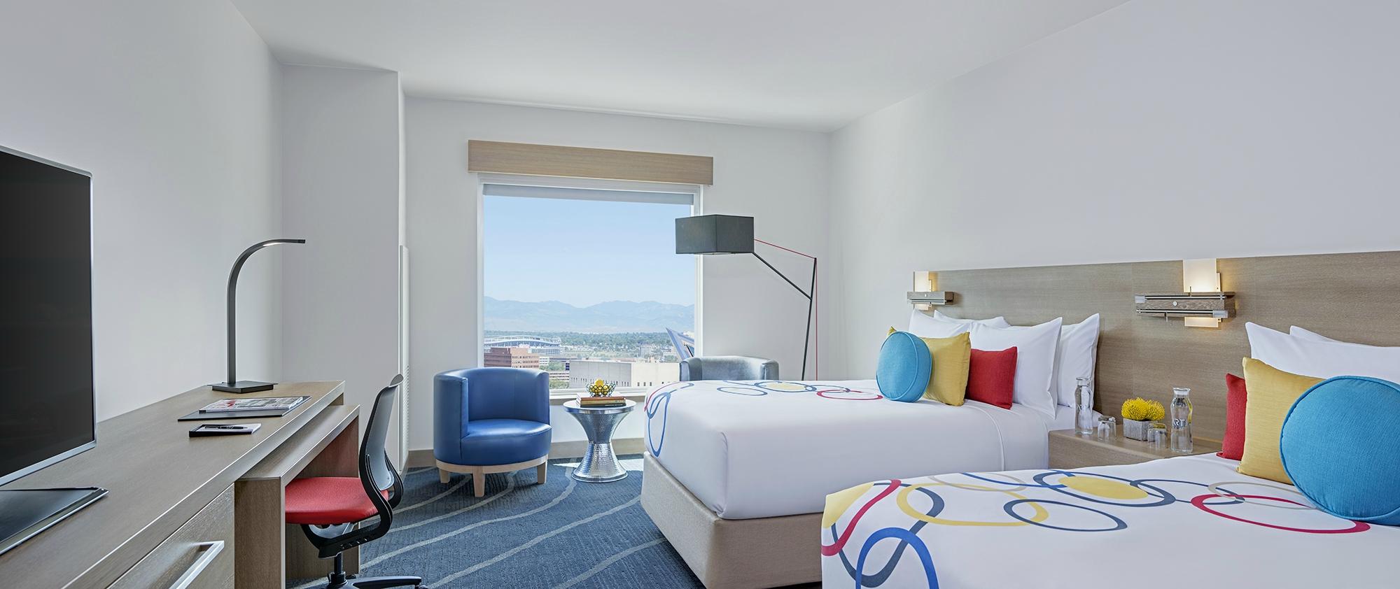 The Art Hotel Denver, Curio Collection by Hilton