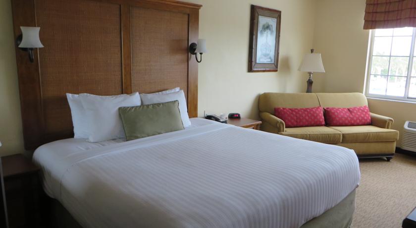 Bayfront Inn 5th Ave