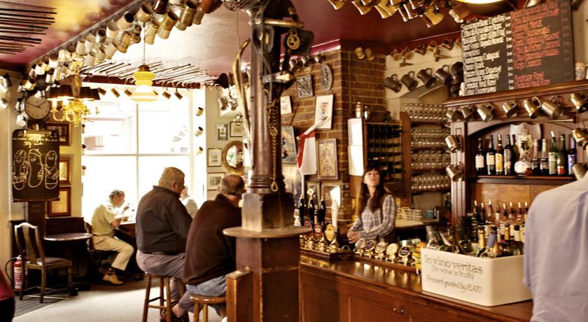 The Wykeham Arms, Winchester