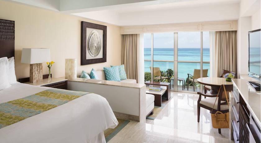 Grand Fiesta Americana Coral Beach