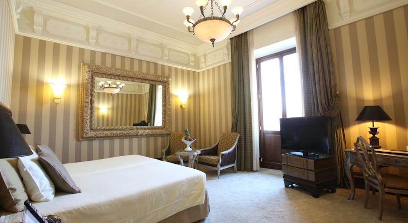 Anantara Palazzo Naiadi Rome Hotel