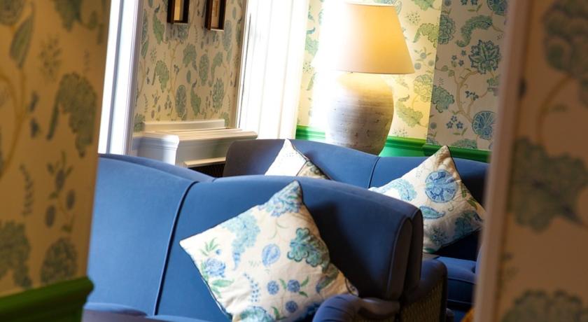 Mercure Salisbury White Hart Hotel & Apartments