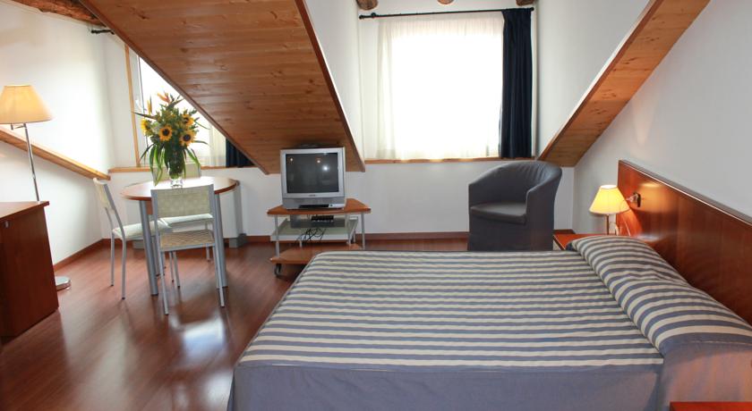 Urbanauts Studios Minelli