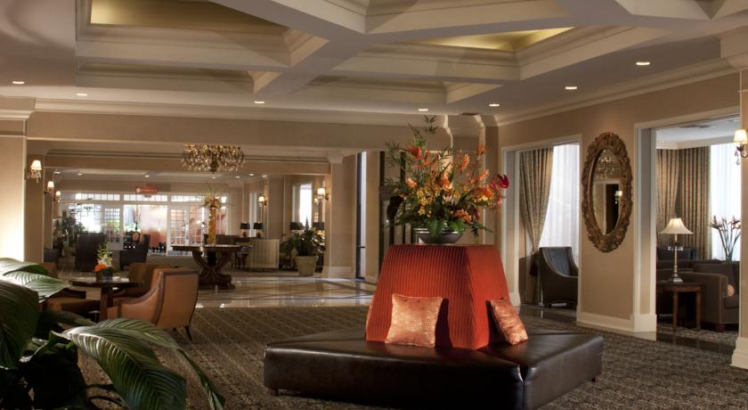 Hilton St. Petersburg Bayfront