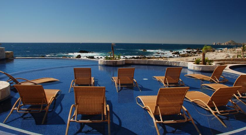 Hacienda Encantada Resort & Residences