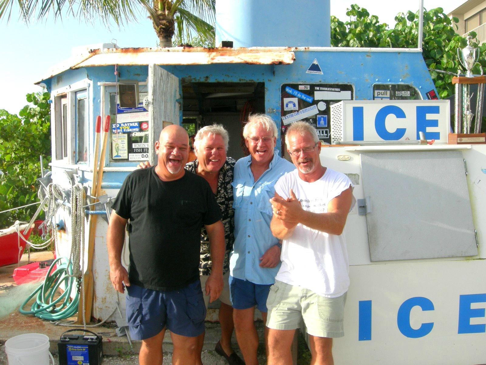 Jensen's Twin Palm Cottages and Marina