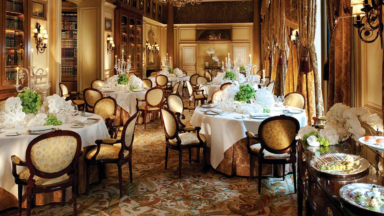 Four Seasons Hotel George V, Paris