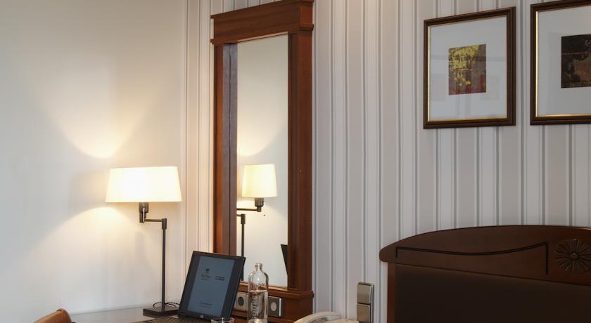 Park Plaza Victoria Amsterdam