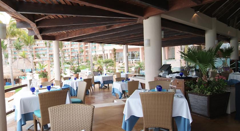 Grand Fiesta Americana Coral Beach