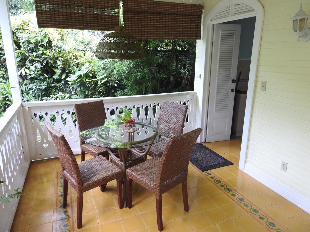 Playa Negra Guesthouse