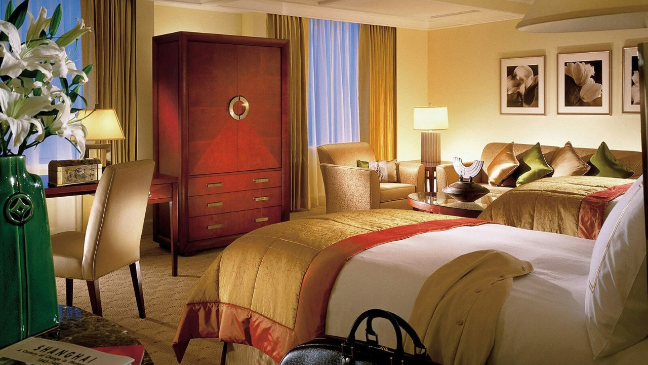 Four Seasons Hotel Shanghai