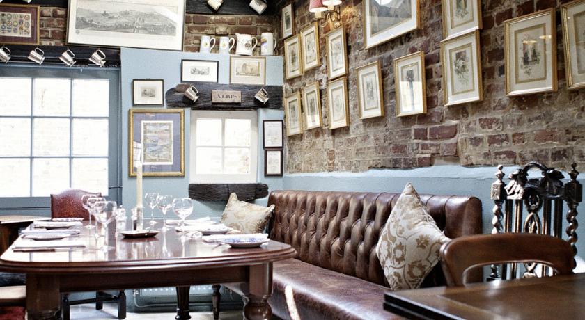 The Wykeham Arms, Winchester