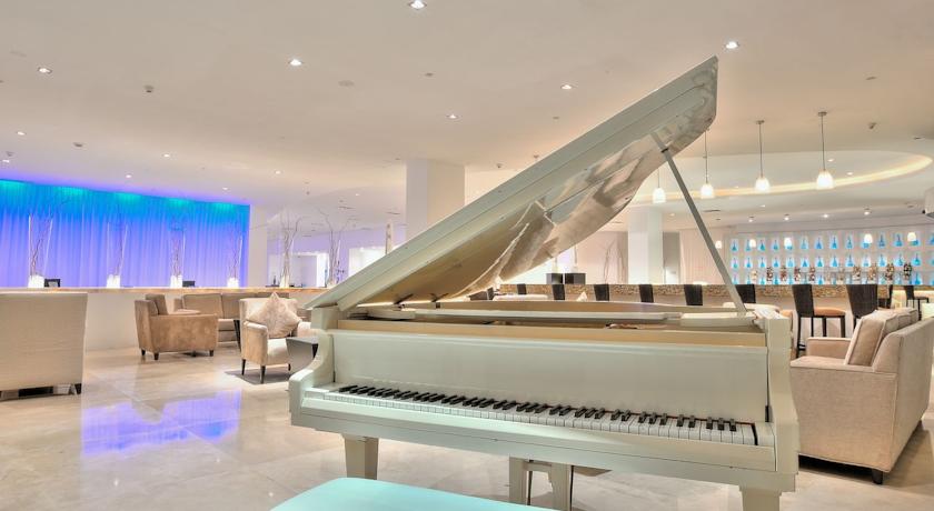 Le Blanc Spa Resort Cancun