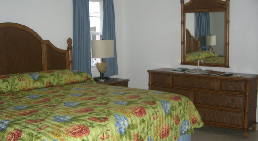 Southern Palms Beach Club