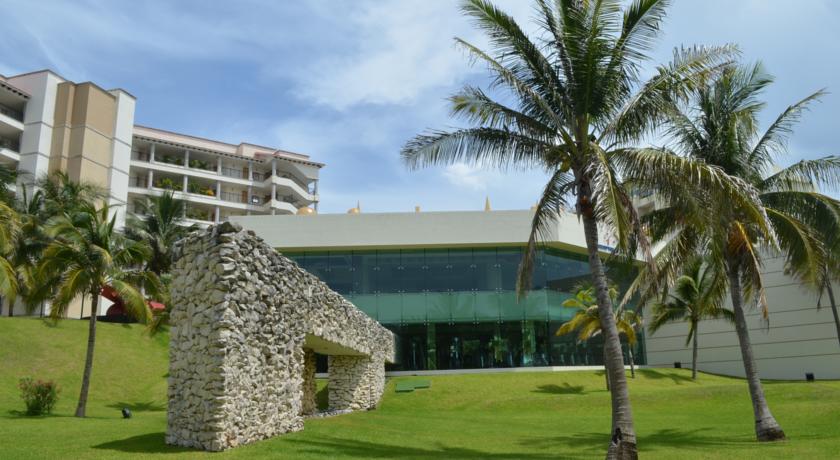 Grand Park Royal Cancun