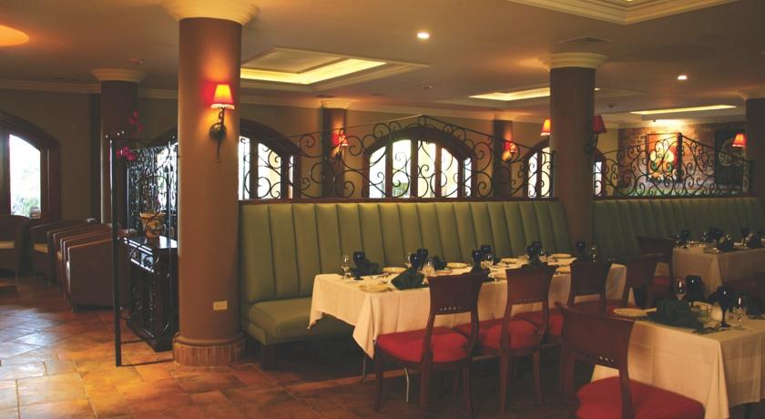 Sunset Beach Resort, Spa & Waterpark