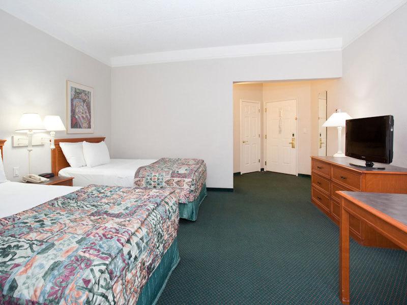 La Quinta Inn & Suites by Wyndham Denver Southwest Lakewood