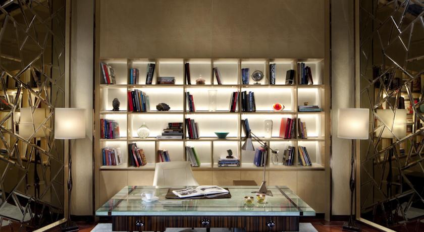 The Ritz-Carlton Shanghai, Pudong