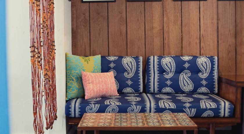 Postcard Inn On The Beach