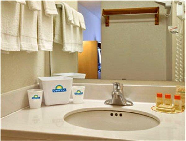 Hotel Carolina A Days Inn by Wyndham