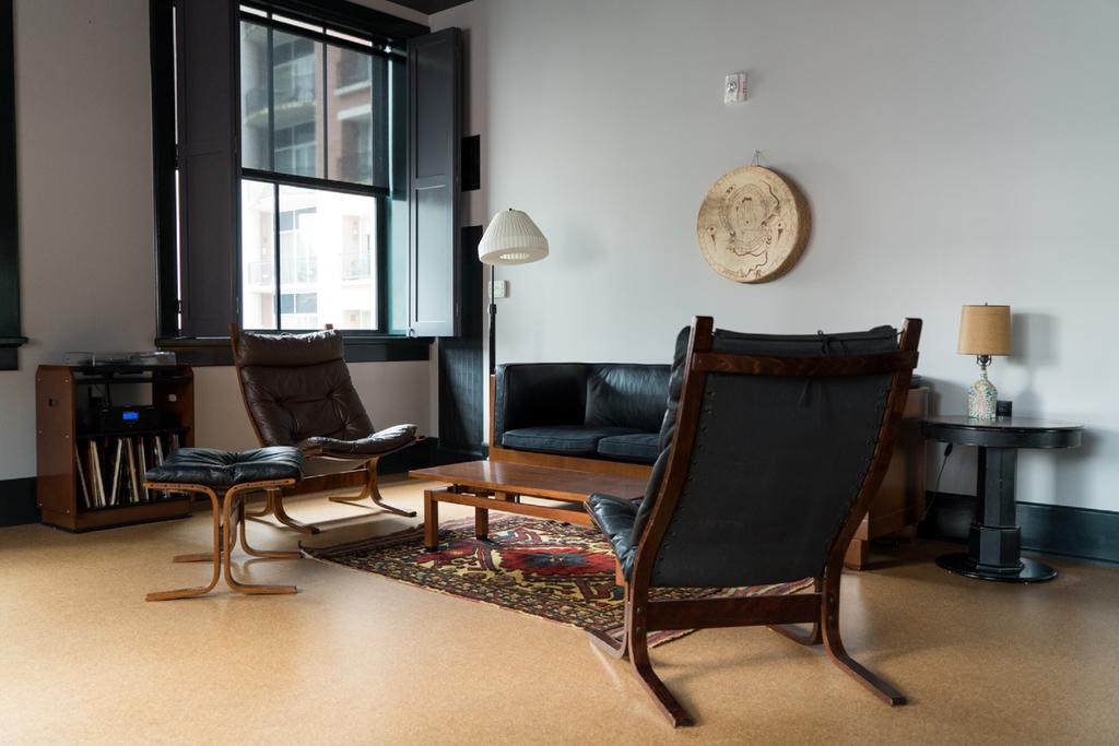 The Barnett - JDV by Hyatt