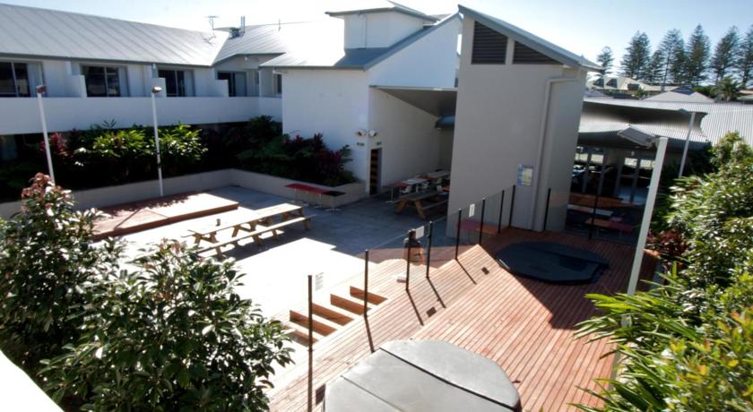 Nomads Byron Bay Backpackers