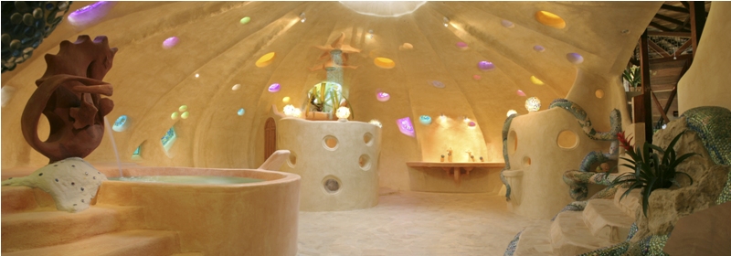 Tree House Beachfront Lodge