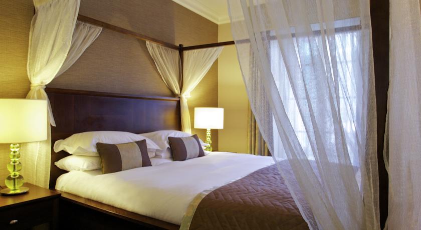 Mercure Salisbury White Hart Hotel & Apartments