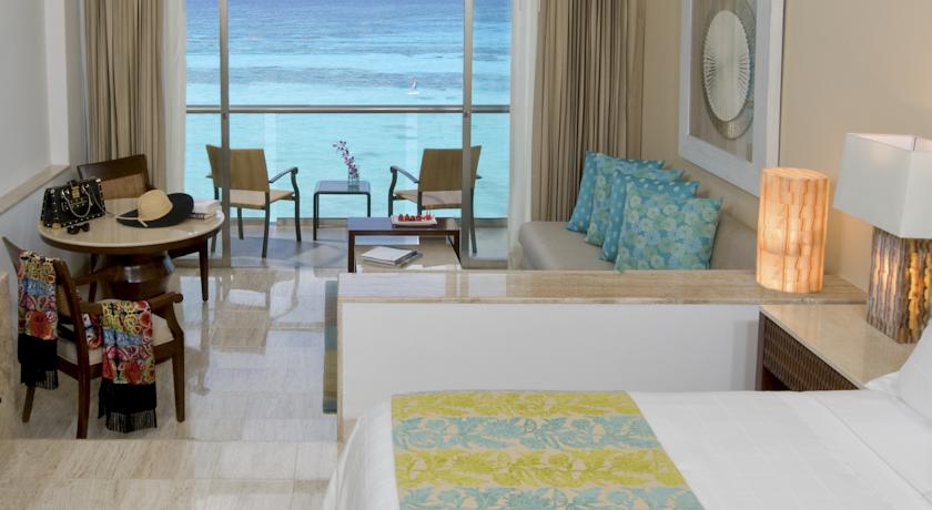 Grand Fiesta Americana Coral Beach