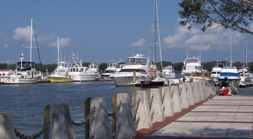 Best Western Sea Island Inn