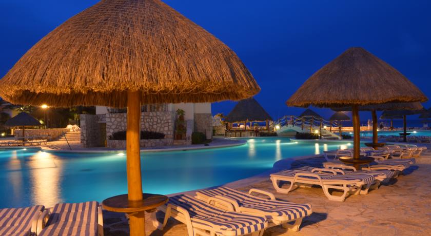 Grand Park Royal Cancun