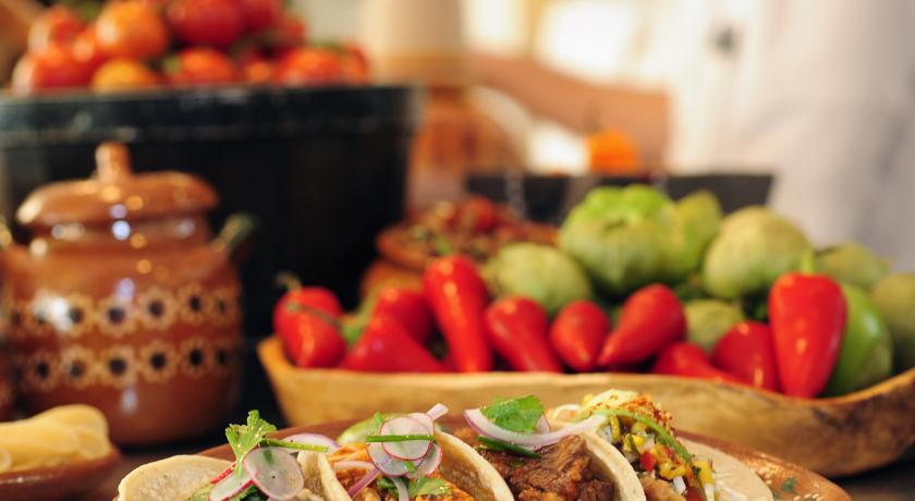 Fairmont Miramar Hotel & Bungalows