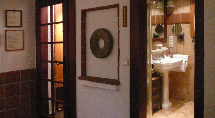 Romantik Hotel U Raka