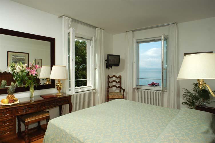 Hotel Riviera & Maximilian's