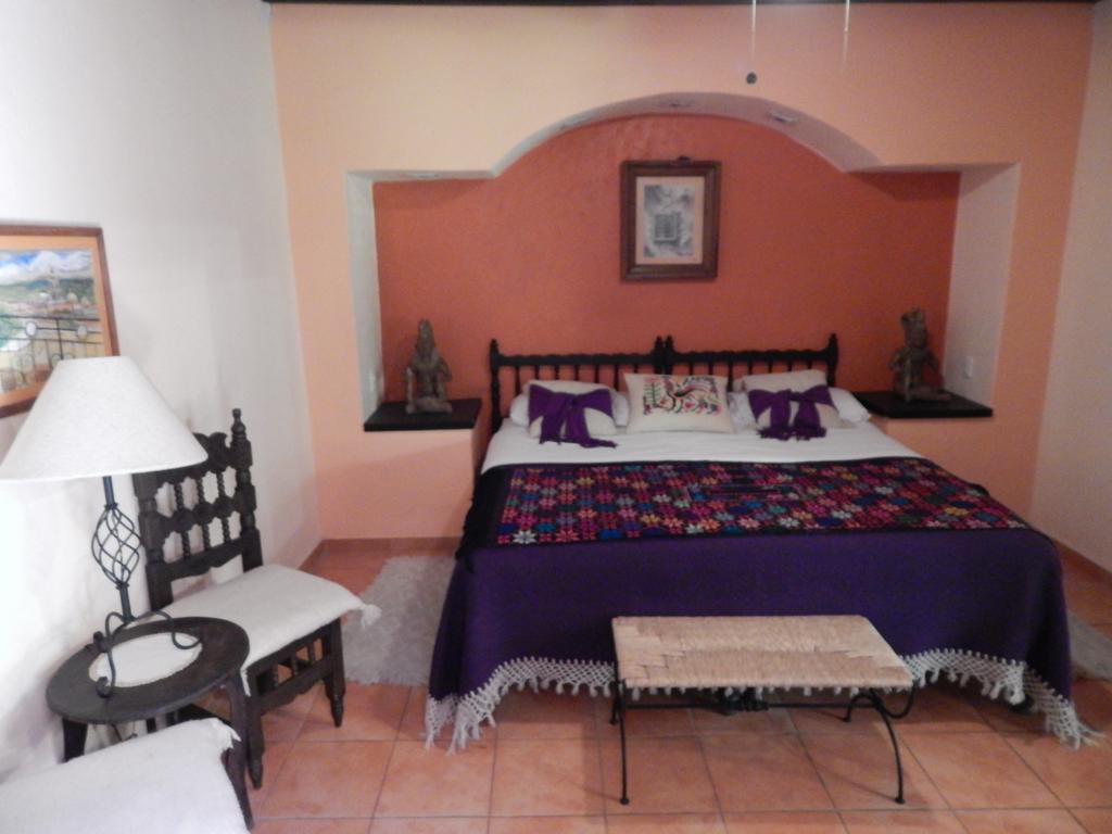 Casa Mia Suites Apartments