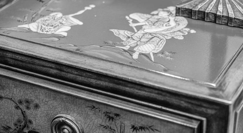 The Singular Santiago Lastarria Hotel