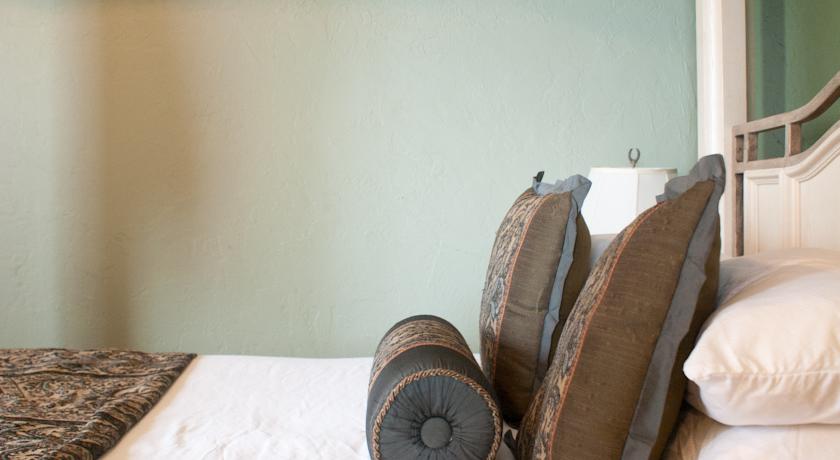 Casa Marina Hotel and Restaurant