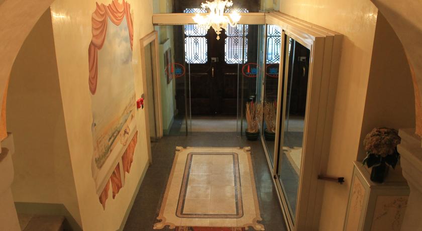 Urbanauts Studios Minelli