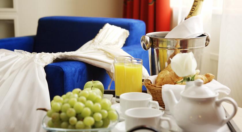 Cosmos Saint-Petersburg Pulkovskaya Hotel, a member of Radisson Individuals