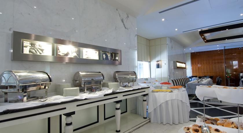 Anantara Palazzo Naiadi Rome Hotel