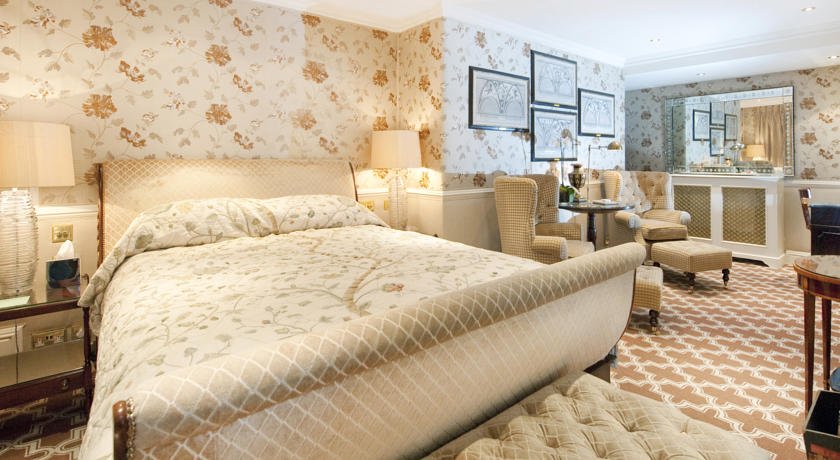 The Milestone Hotel and Residences