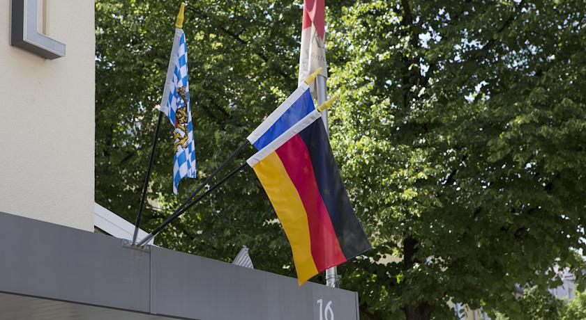 Hotel Kriemhild Am Hirschgarten