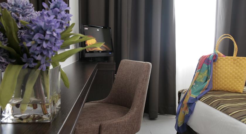 Anemi Hotel & Suites