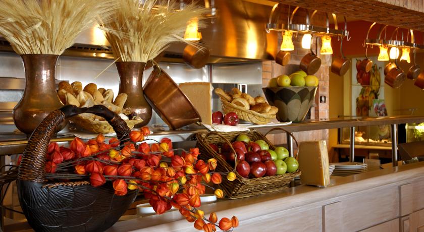 Pueblo Bonito Sunset Beach Golf And Spa Resort