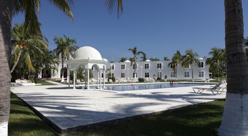 Hotel Aldea del Bazar