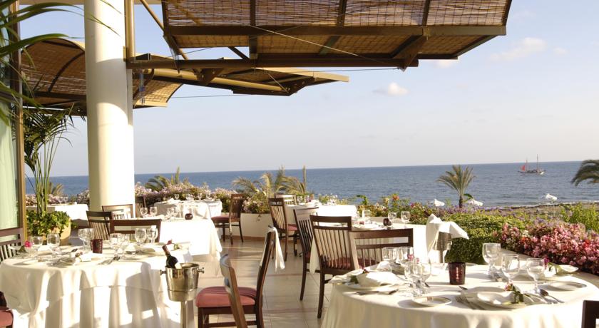 Constantinou Bros ??thena Royal Beach Hotel