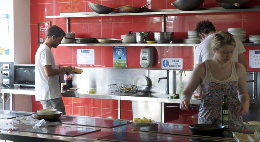 Nomads Byron Bay Backpackers